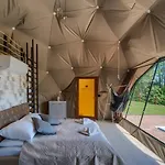 Peak Glamp & Jacuzzi