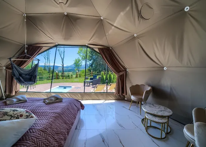 Luxury tent Peak Glamp & Jacuzzi *