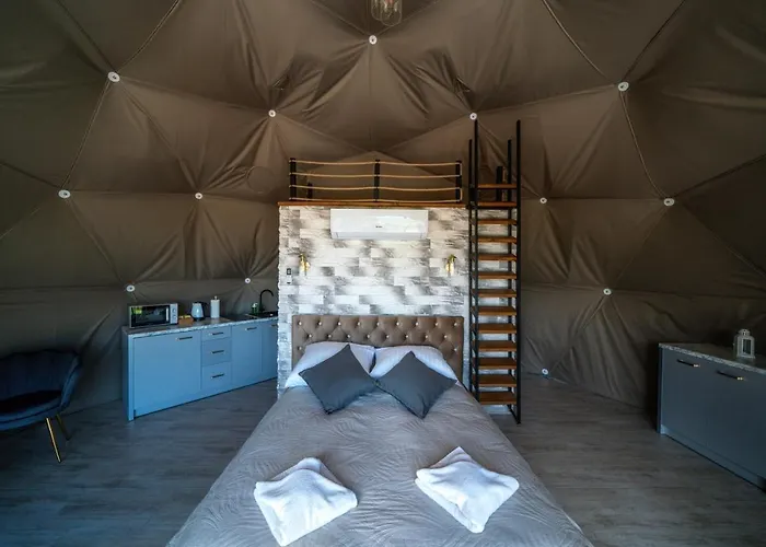 Peak Glamp & Jacuzzi * Zakopane