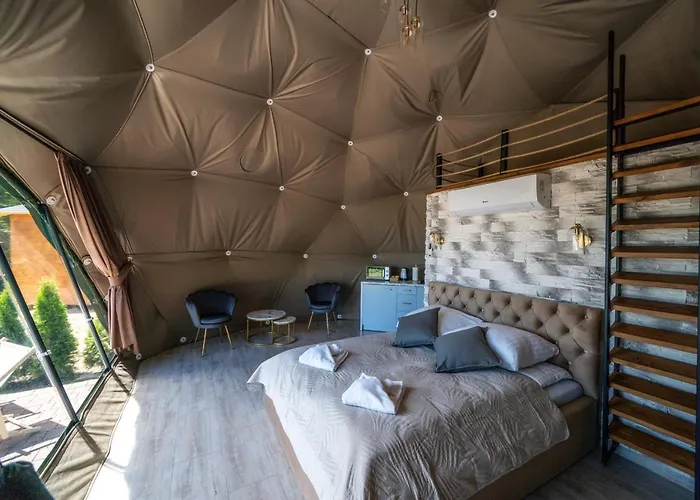 Luxury tent Peak Glamp & Jacuzzi Zakopane