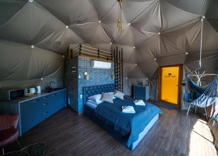 Peak Glamp & Jacuzzi *