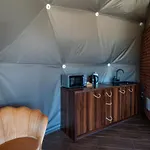 Peak Glamp & Jacuzzi Campismo de Luxo Zakopane