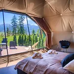 Peak Glamp & Jacuzzi