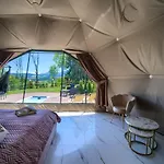 Luxusní stan Peak Glamp & Jacuzzi *