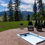 Peak Glamp&jacuzzi *