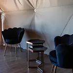 Peak Glamp & Jacuzzi