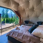 Luxusní stan Peak Glamp & Jacuzzi *
