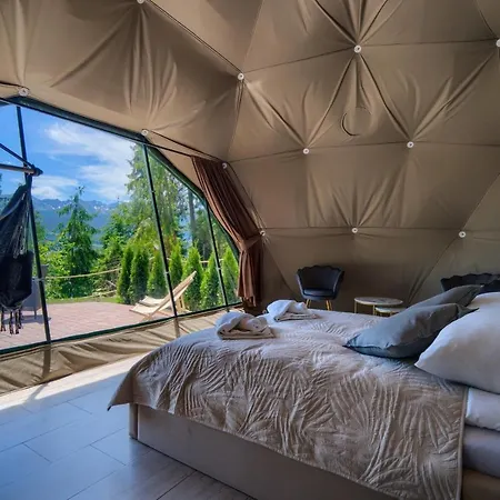 Luxury tent Peak Glamp & Jacuzzi *