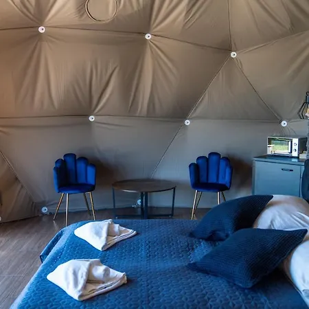 Peak Glamp & Jacuzzi Zakopane