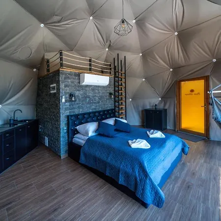 Peak Glamp & Jacuzzi - - Widok Na Gory