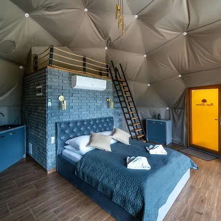 אוהל מפואר Peak Glamp & Jacuzzi זקופאנה