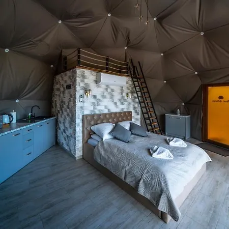 Luxury tent Peak Glamp & Jacuzzi Zakopane