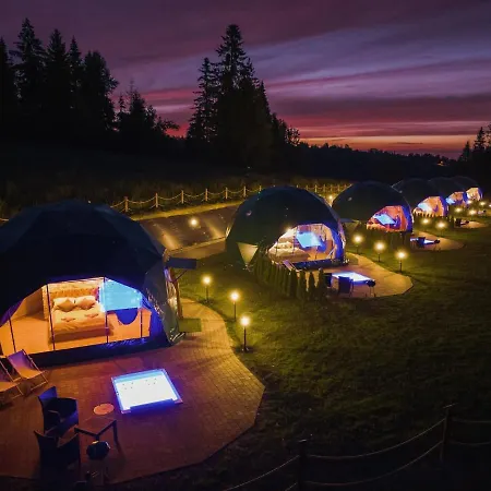 Peak Glamp & Jacuzzi Роскошный шатер *