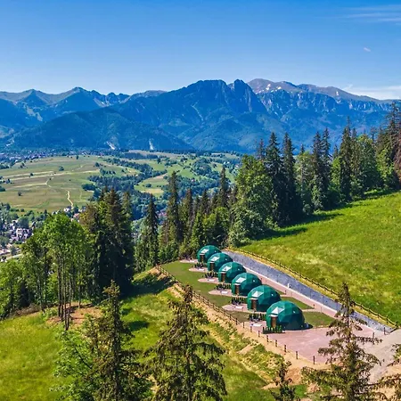 Peak Glamp & Jacuzzi Zakopane
