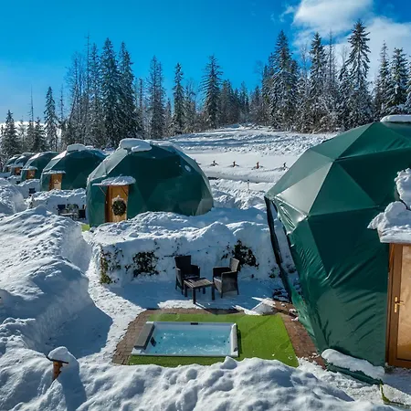 Luxusní stan Peak Glamp & Jacuzzi *