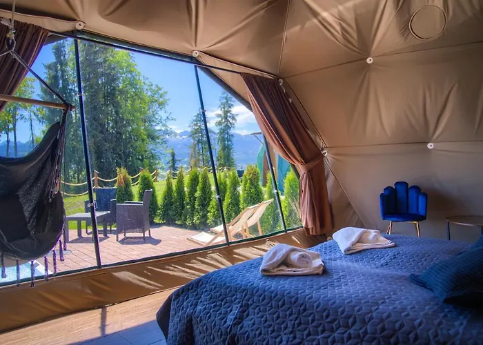 Luksusowy namiot Peak Glamp & Jacuzzi Zakopane