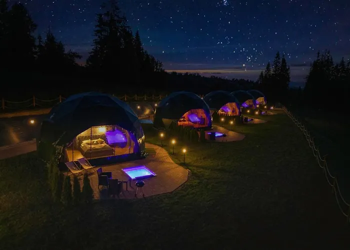 Peak Glamp & Jacuzzi Zakopane