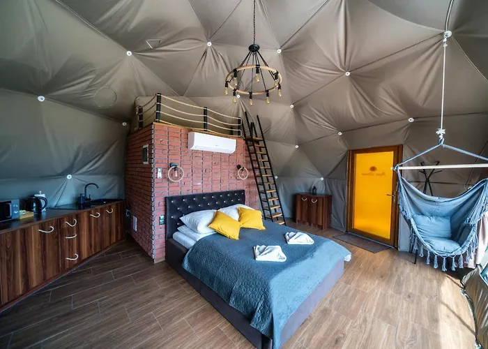 Peak Glamp & Jacuzzi * Zakopane