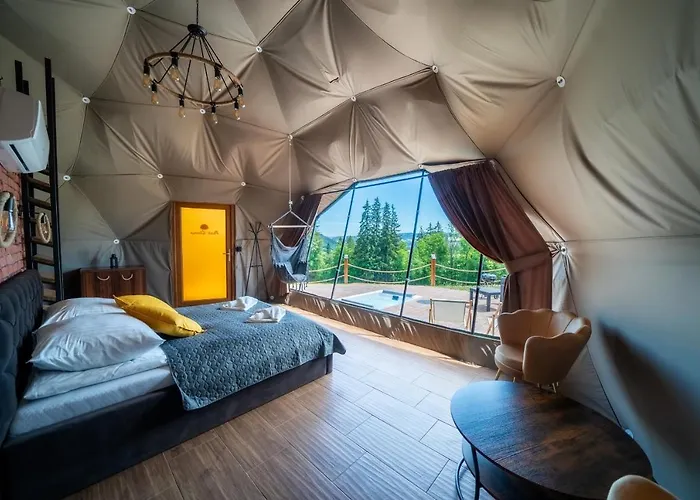 Peak Glamp & Jacuzzi