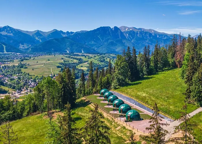 Peak Glamp & Jacuzzi Zakopane