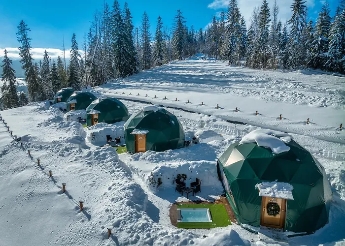 Peak Glamp & Jacuzzi Zakopane